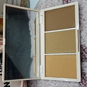 nwt Basic Beauty BRONZY AF Bronzer Palette 12g New in Box